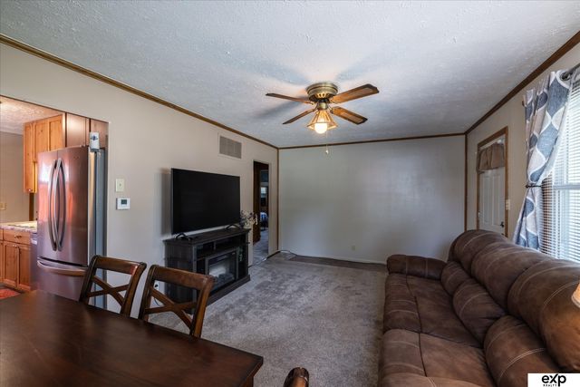 3103 S 38th Avenue, Omaha, NE 68105