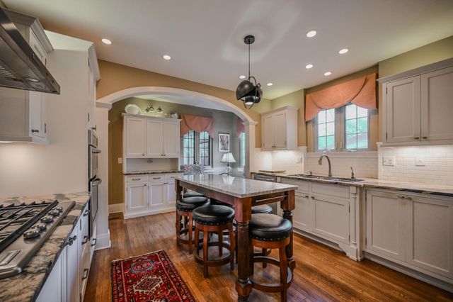 286 N Broadmoor Boulevard 286 N Broadmoor Boulevard, Springfield, OH 45504