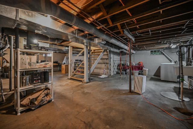 286 N Broadmoor Boulevard 286 N Broadmoor Boulevard, Springfield, OH 45504