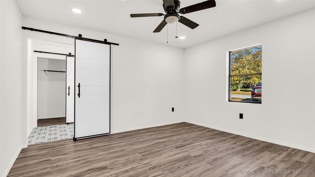 915 C Street SW, Ardmore, OK 73401