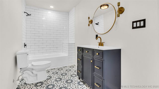 915 C Street SW, Ardmore, OK 73401