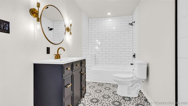 915 C Street SW, Ardmore, OK 73401