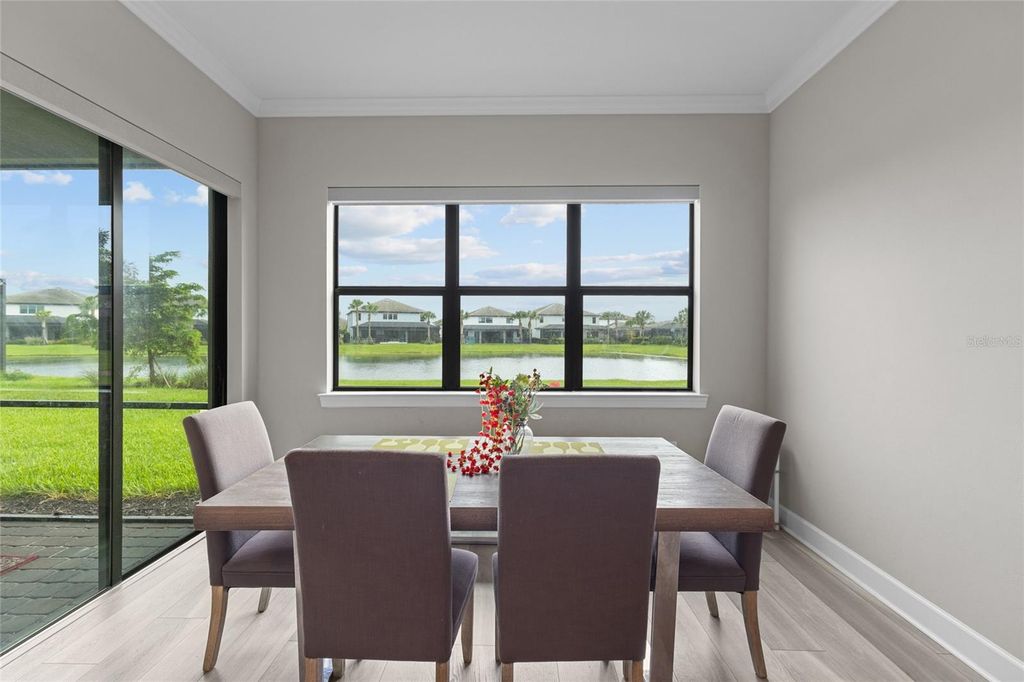 Image 14 of property listing at 5855 SILVERSIDE PINE COURT, Bradenton, FL 34211