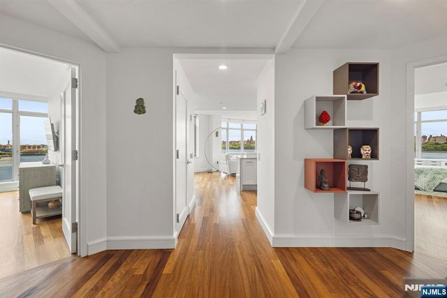 8100 River Road 719, North Bergen, NJ 07047