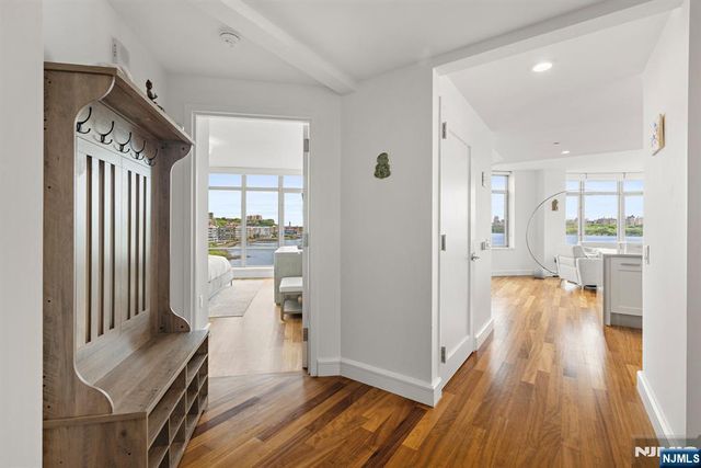8100 River Road 719, North Bergen, NJ 07047