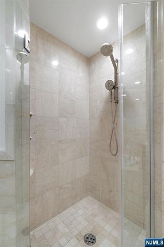 8100 River Road 719, North Bergen, NJ 07047