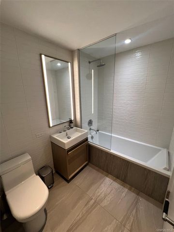 251 1st Street 4A, Brooklyn, NY 11215