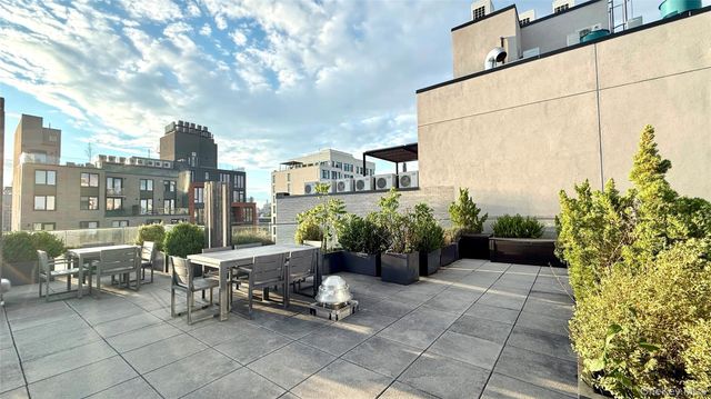 251 1st Street 4A, Brooklyn, NY 11215