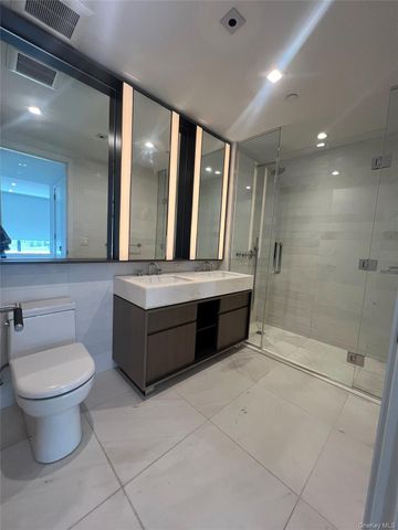 251 1st Street 4A, Brooklyn, NY 11215