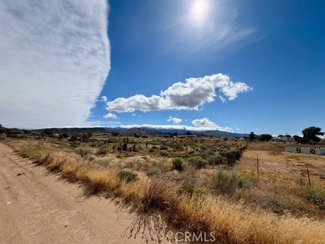 0 Ailanthus, Phelan, CA 92371