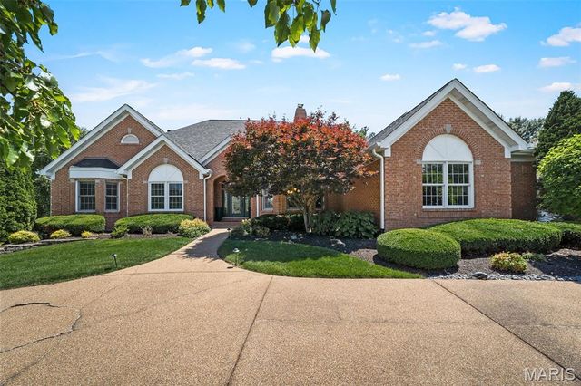 554 Malinmor Drive, Weldon Spring, MO 63304