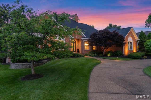 554 Malinmor Drive, Weldon Spring, MO 63304