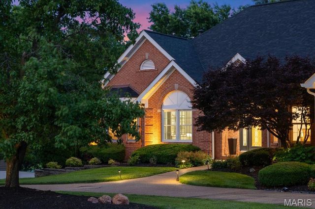 554 Malinmor Drive, Weldon Spring, MO 63304