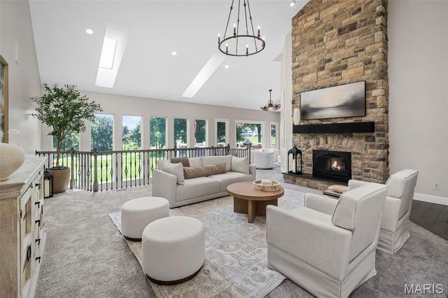 554 Malinmor Drive, Weldon Spring, MO 63304