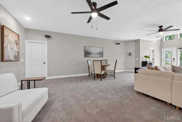 554 Malinmor Drive, Weldon Spring, MO 63304