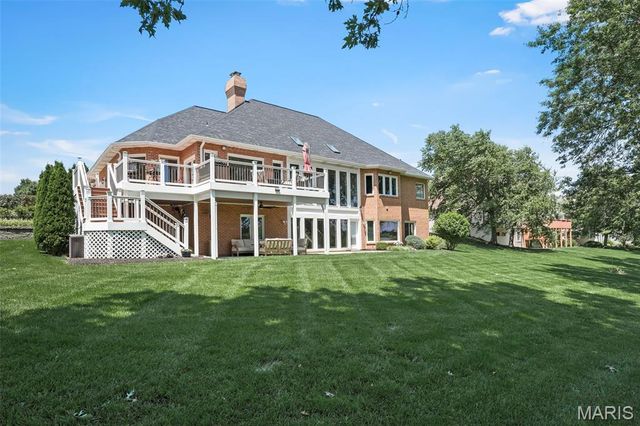 554 Malinmor Drive, Weldon Spring, MO 63304