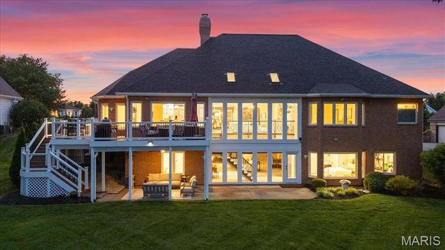 554 Malinmor Drive, Weldon Spring, MO 63304