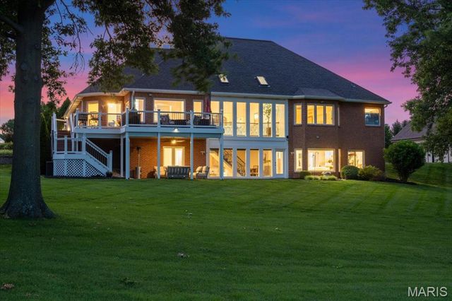 554 Malinmor Drive, Weldon Spring, MO 63304