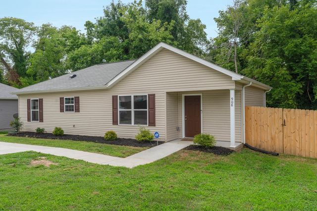 908 Mapleash Ave, Columbia, TN 38401