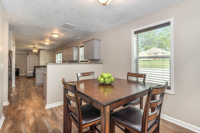 908 Mapleash Ave, Columbia, TN 38401