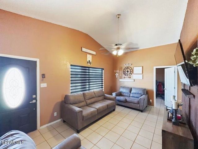 236 CROCKER Drive, Horizon City, TX 79928