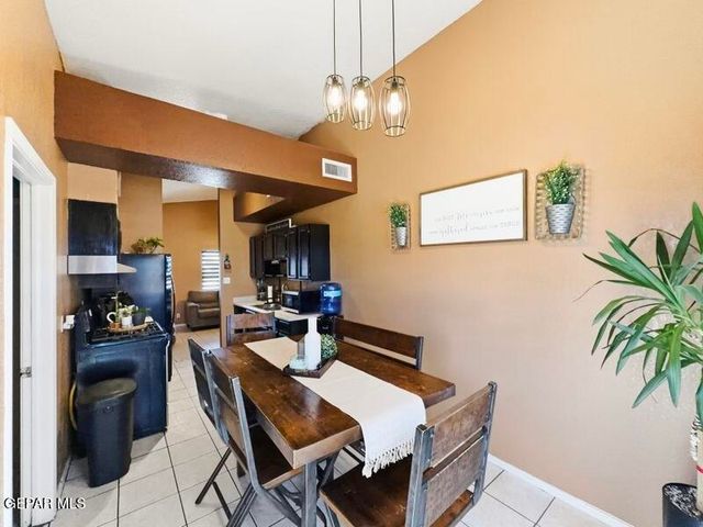 236 CROCKER Drive, Horizon City, TX 79928