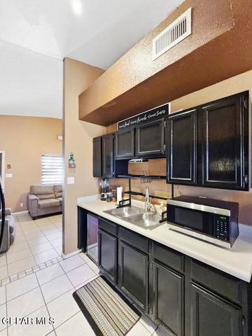 236 CROCKER Drive, Horizon City, TX 79928