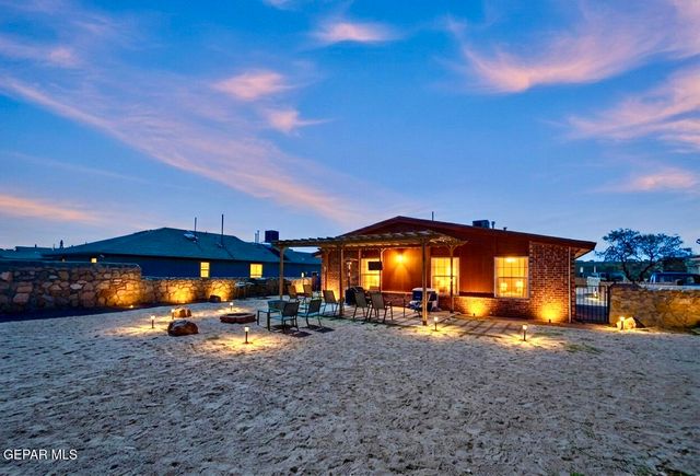 236 CROCKER Drive, Horizon City, TX 79928