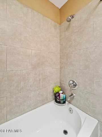 236 CROCKER Drive, Horizon City, TX 79928