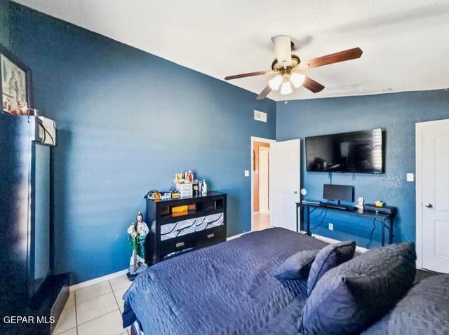 236 CROCKER Drive, Horizon City, TX 79928