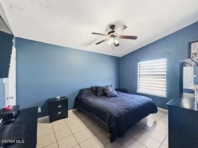 236 CROCKER Drive, Horizon City, TX 79928