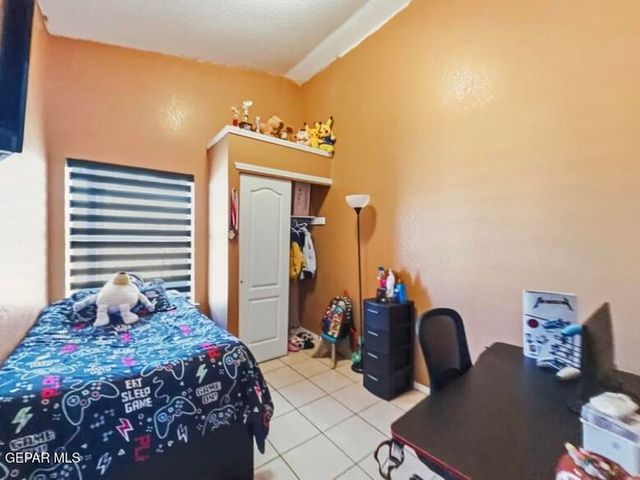 236 CROCKER Drive, Horizon City, TX 79928