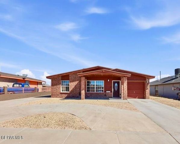 236 CROCKER Drive, Horizon City, TX 79928