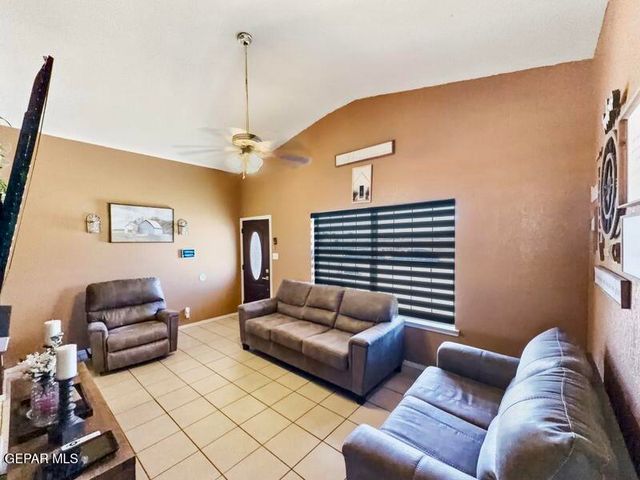 236 CROCKER Drive, Horizon City, TX 79928