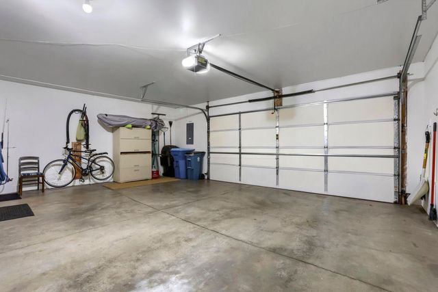 621 Village Parkway, Circle Pines, MN 55014