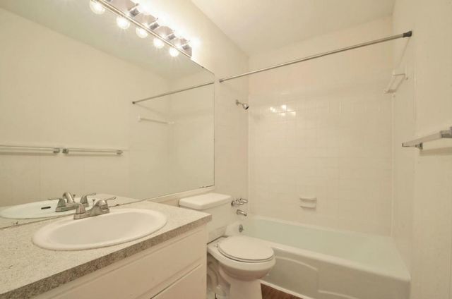 816 W North Loop BLVD 113, Austin, TX 78756