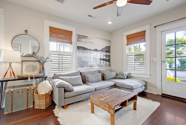 291 President Street, Charleston, SC 29403