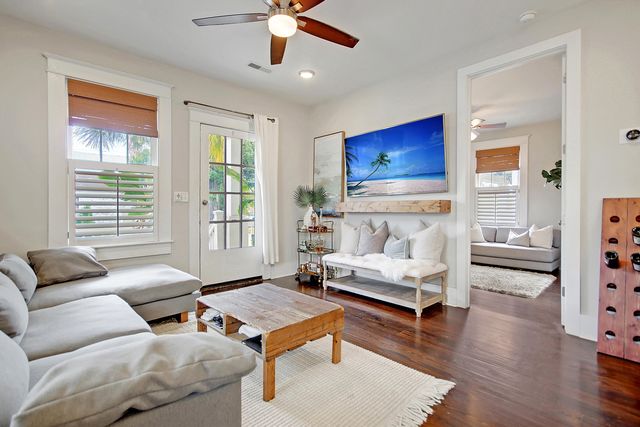 291 President Street, Charleston, SC 29403