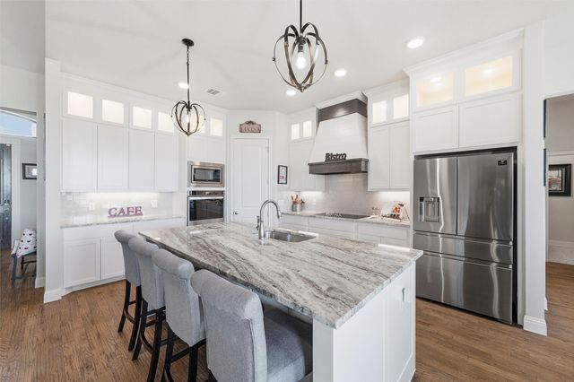 219 Columbia Court, Springtown, TX 76082