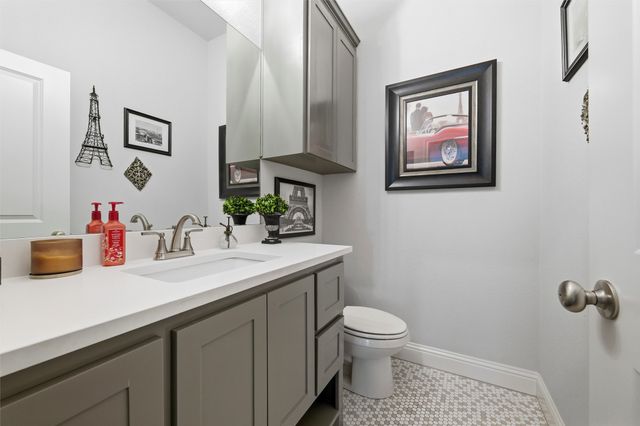 219 Columbia Court, Springtown, TX 76082