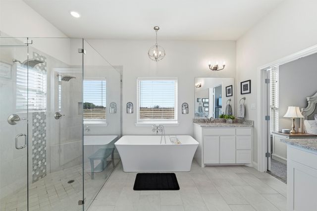 219 Columbia Court, Springtown, TX 76082