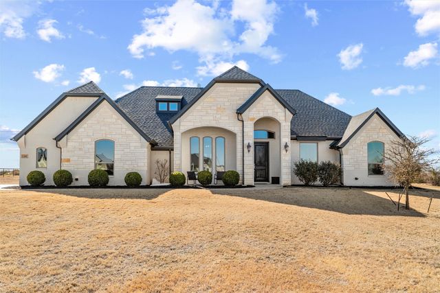 219 Columbia Court, Springtown, TX 76082