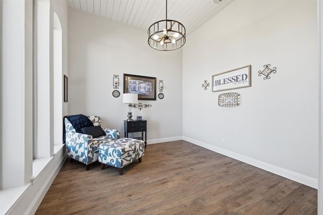 219 Columbia Court, Springtown, TX 76082