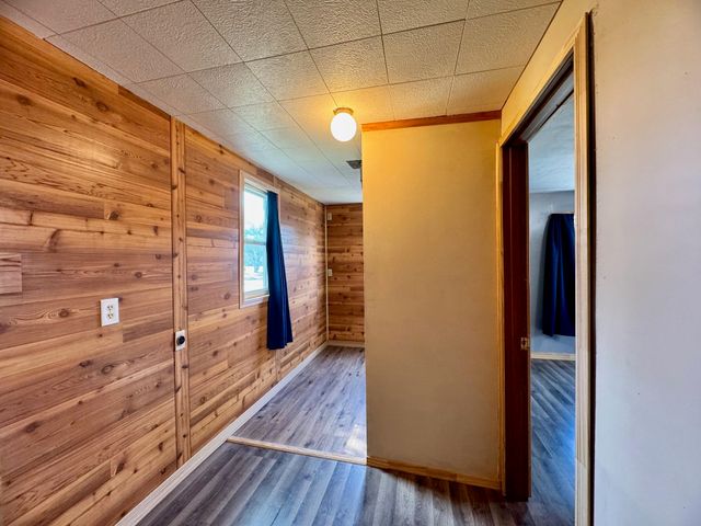 617 N Washington St, Belle Plaine, KS 67013