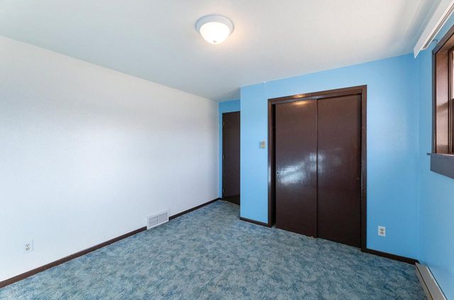 1605 Cliffview DRIVE, Holmen, WI 54636