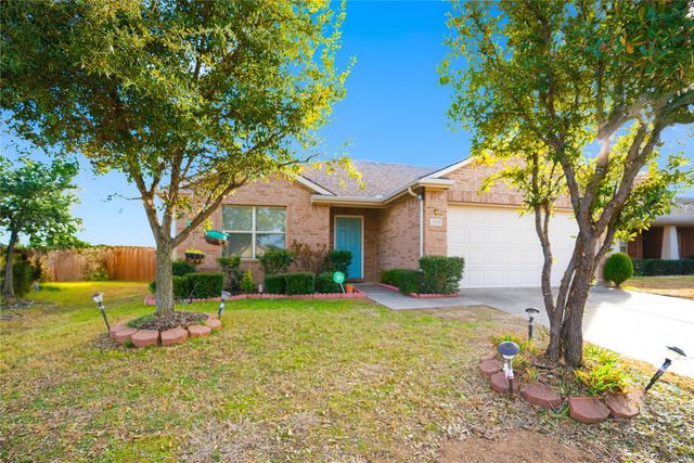 1938 Castaway Drive, Dallas, TX 75051