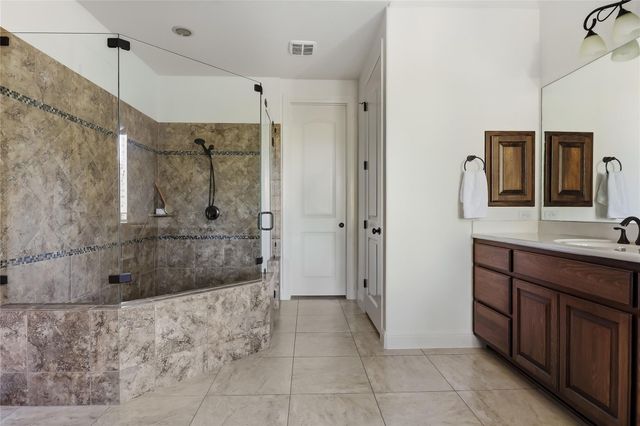 8817 Ambrosia DR, Austin, TX 78738