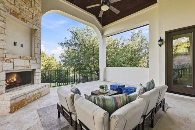 8817 Ambrosia DR, Austin, TX 78738