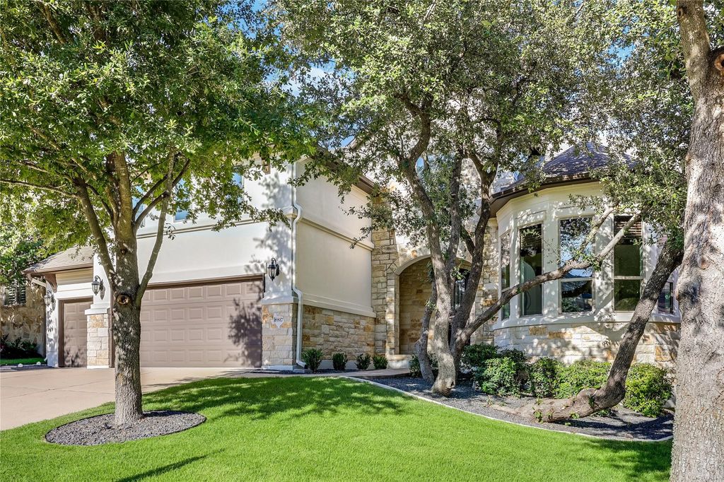8817 Ambrosia DR, Austin, TX 78738