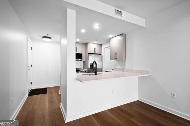 3338 Peachtree Road NE 1606, Atlanta, GA 30326